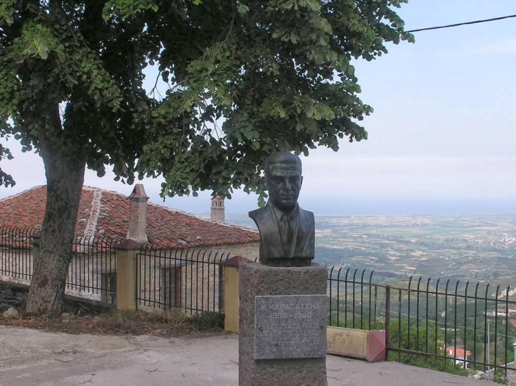 Vassilis Guesthouse Rapsáni Extérieur photo