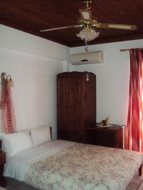 Vassilis Guesthouse Rapsáni Chambre photo